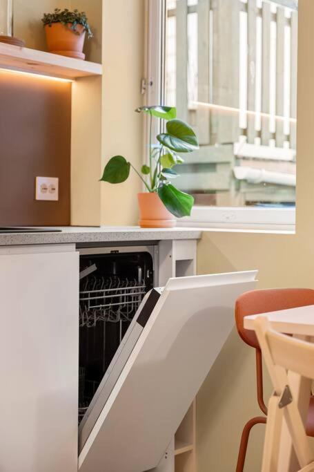 Fresh Studio Apartment, A Short Walk From Bryggen Bergen Exterior photo