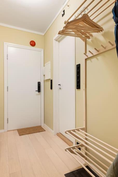 Fresh Studio Apartment, A Short Walk From Bryggen Bergen Exterior photo