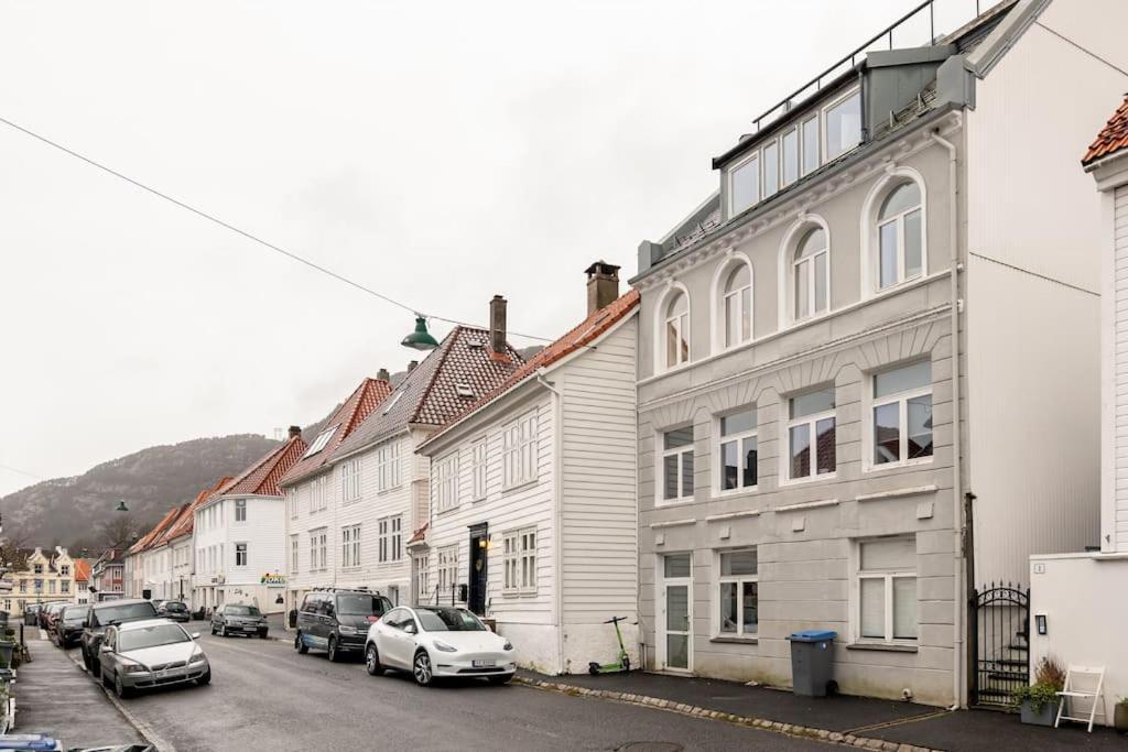 Fresh Studio Apartment, A Short Walk From Bryggen Bergen Exterior photo